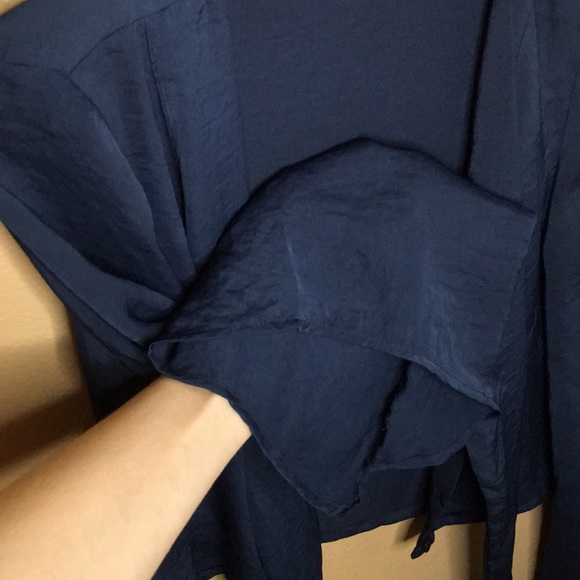 Deep Blue Crop Top❤️ - Picture 5 of 5